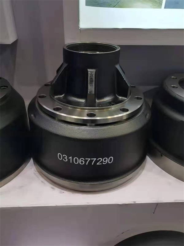 �Ϻ������˸�չ��(hu��)��(sh��)�r